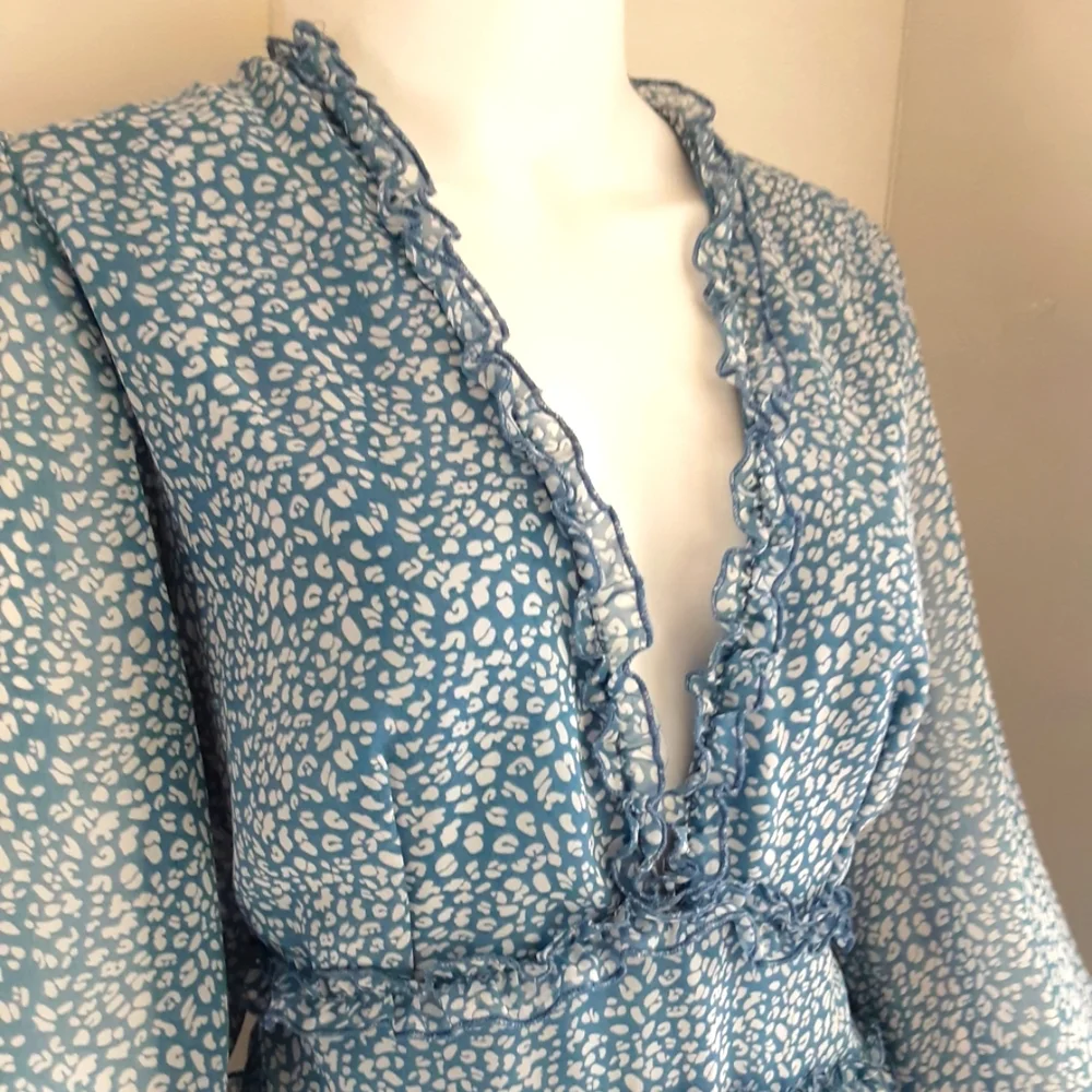 PLUS SZ XL ROMANTIC FRILLY BABY BLUE CUT OUT BACK SEXY DEEP V-NECK DRESS - Picture 2 of 10